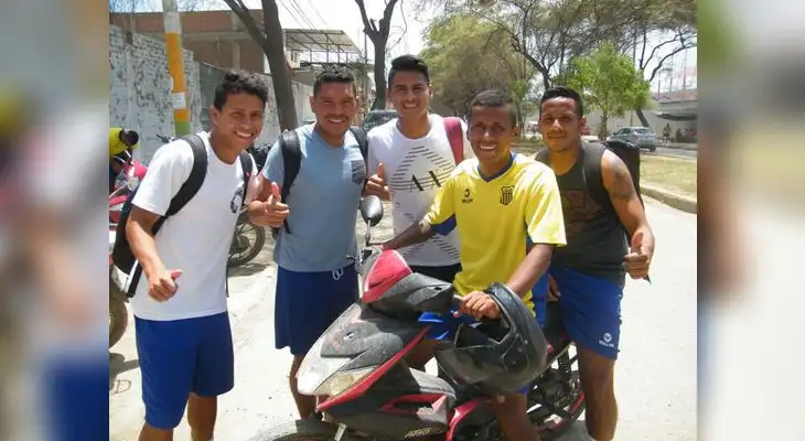 Los jugadores del Grau: Alcalde, Zegarra, Roque, Navarro y Gonzales confían en ganar a Sport Victoria. FOTO: Roberto Saavedra Los jugadores del Grau: Alcalde, Zegarra, Roque, Navarro y Gonzales confían en ganar a Sport Victoria. FOTO: Roberto Saavedra