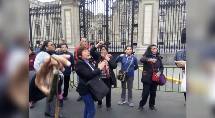 Maestros en huelga piden mesa de dialogo con el presidente Martín Vizcarra y el Minedu