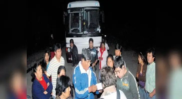 Sigue la inseguridad en las carreteras. Pasajeros fueron despojados de sus pertenencias cuando regresaban de Chincha Sigue la inseguridad en las carreteras. Pasajeros fueron despojados de sus pertenencias cuando regresaban de Chincha