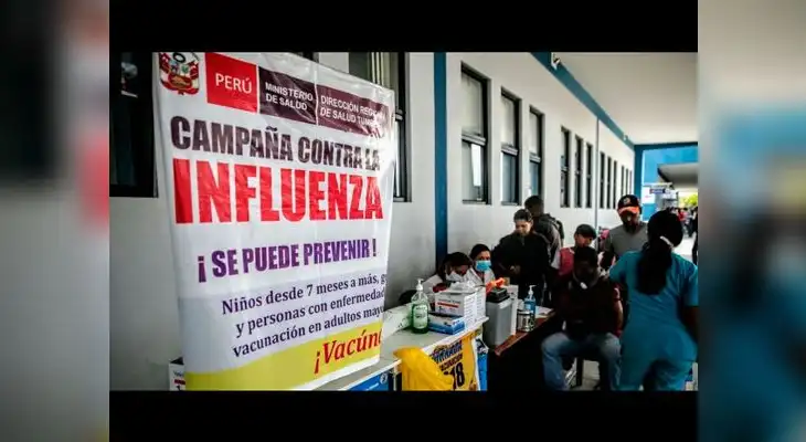 Venezolanos son vacunados contra la influenza Venezolanos son vacunados contra la influenza