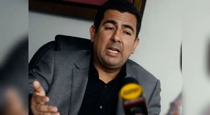 Carlos Moreno señala que la sanción no está estipulada en la ley Carlos Moreno señala que la sanción no está estipulada en la ley