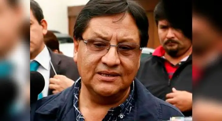 Declaran fundada demanda contra Carlos Moreno Declaran fundada demanda contra Carlos Moreno