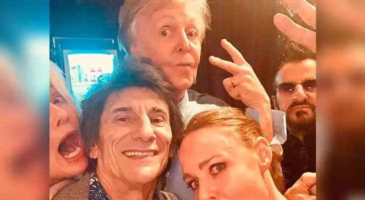 Histórica foto de famosos rockeros