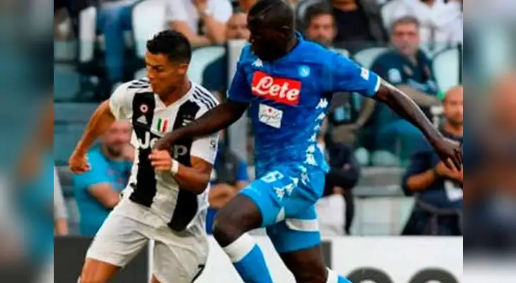 Cristiano Ronaldo y Kalidou Koulibaly FOTO: EFE Cristiano Ronaldo y Kalidou Koulibaly FOTO: EFE