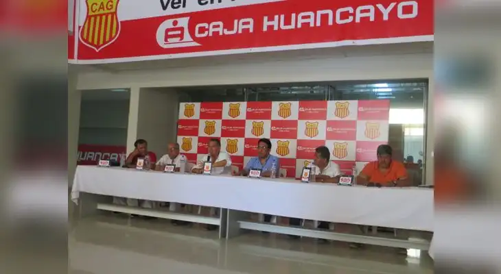 Piden que igual se utilice los 30 millones de soles para remodelar estadio Miguel Grau. FOTO: Roberto Saavedra Piden que igual se utilice los 30 millones de soles para remodelar estadio Miguel Grau. FOTO: Roberto Saavedra