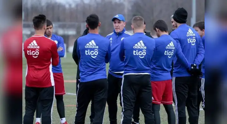 Berizzo ve a Perú como un gran rival