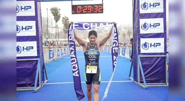 El triatleta colombiano Carlos Quinchara en varones con un tiempo de 29 minutos El triatleta colombiano Carlos Quinchara en varones con un tiempo de 29 minutos