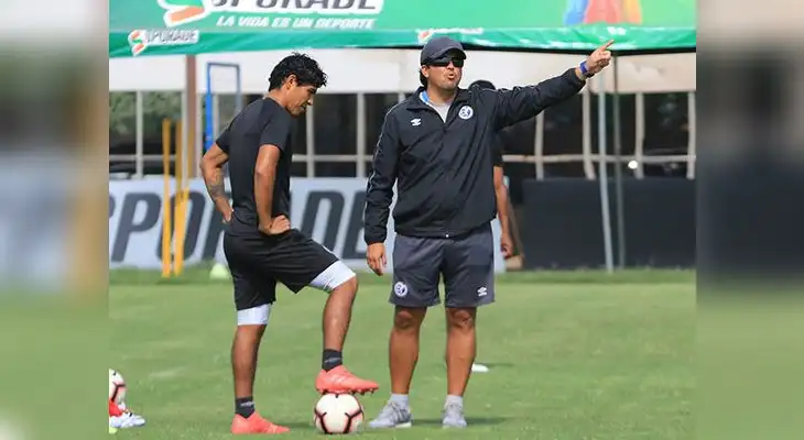 Víctor Rivera elogió a su equipo Municipal Víctor Rivera elogió a su equipo Municipal