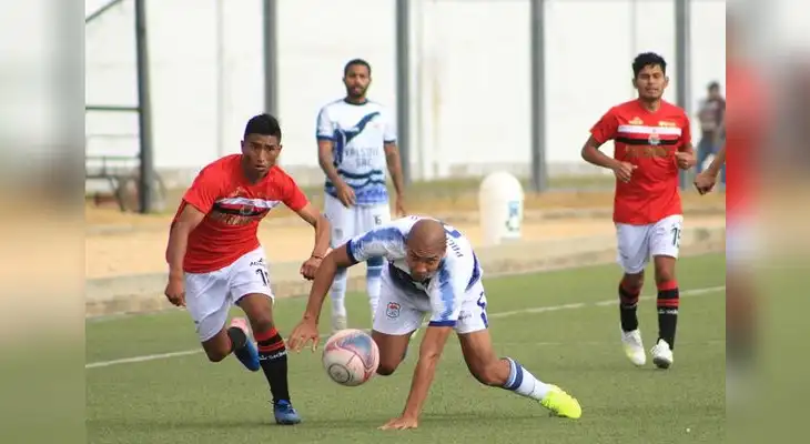 Real Sociedad empató 0-0 con Chavelines y recogebolas e hinchada pegan al juez principal. FOTO: Fútbol Trujillano
