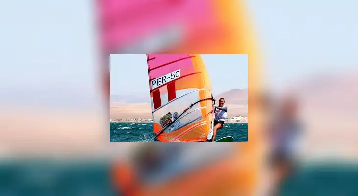 Belén se encuentra trabajando en Lago di Garda, Italia Belén se encuentra trabajando en Lago di Garda, Italia