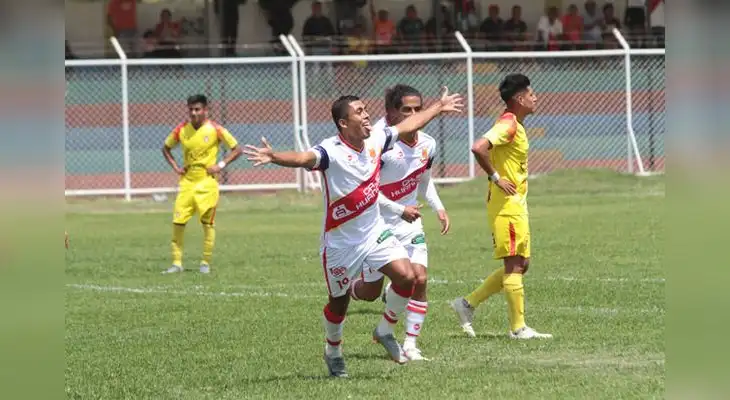 Una goleada de 6 a 0 alcanzó Grau ante Santa Rosa por la décima quinta fecha. FOTO:Reneyro Guerra Una goleada de 6 a 0 alcanzó Grau ante Santa Rosa por la décima quinta fecha. FOTO:Reneyro Guerra