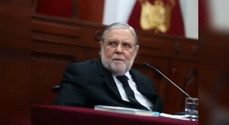 Ernesto Blume habría encargo enviar el correo a los juegos del TC