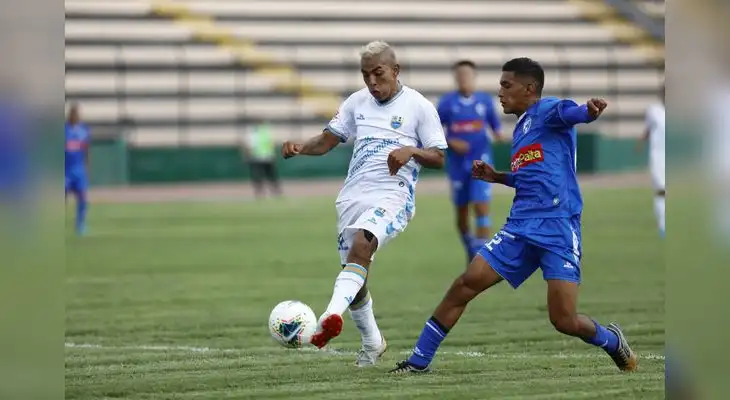 El Llacuabamba dirigido por Roberto Tristán goleó 5-0 al Sport Estrella FOTO: LIBERO