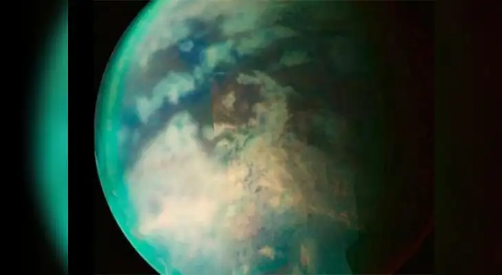 Titan: La luna más grande de Saturno tendría vida en su mar congelado Titan: La luna más grande de Saturno tendría vida en su mar congelado