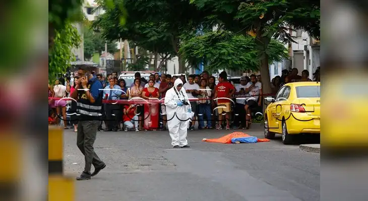Balean a cambista en Surco Balean a cambista en Surco