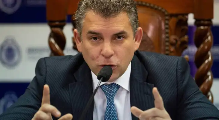 Vela cuestiona que se deje de lado el caso de Nadie Heredia.