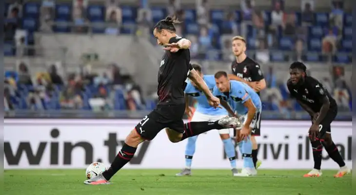 El Milan jugó para el Juventus al ganar a la Lazio. El Milan jugó para el Juventus al ganar a la Lazio.