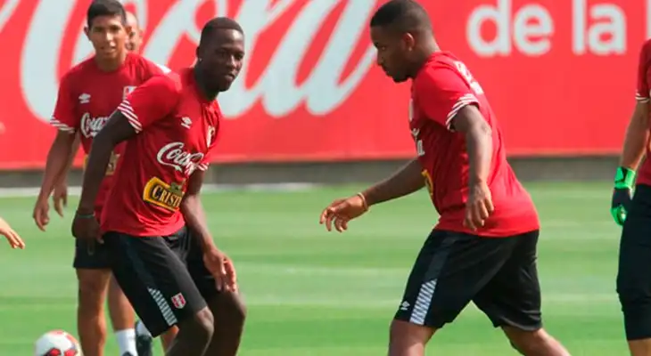 Luis Advíncula confiesa tener una gran amistad con Jefferson arfán. Luis Advíncula confiesa tener una gran amistad con Jefferson arfán.