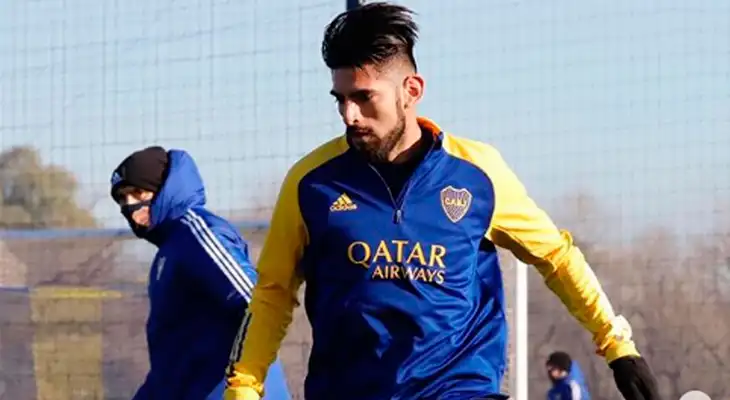 Carlos Zambrano es titular en el equipo de Miguel Ángel Russo. Carlos Zambrano es titular en el equipo de Miguel Ángel Russo.
