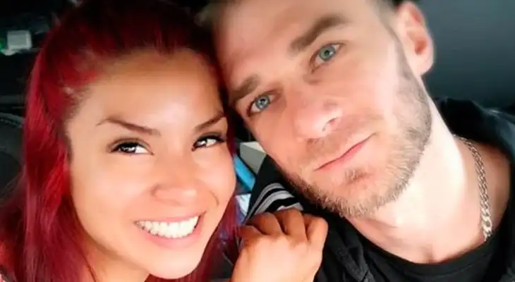 Stephanie Orúe recordó que hace dos años no vive junto a su esposo, y prefirió no dar mayores detalles del tema. Stephanie Orúe recordó que hace dos años no vive junto a su esposo, y prefirió no dar mayores detalles del tema.
