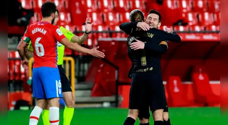Con dobletes de Griezmann y Messi  Barcelona golea 4-0 a Granada.