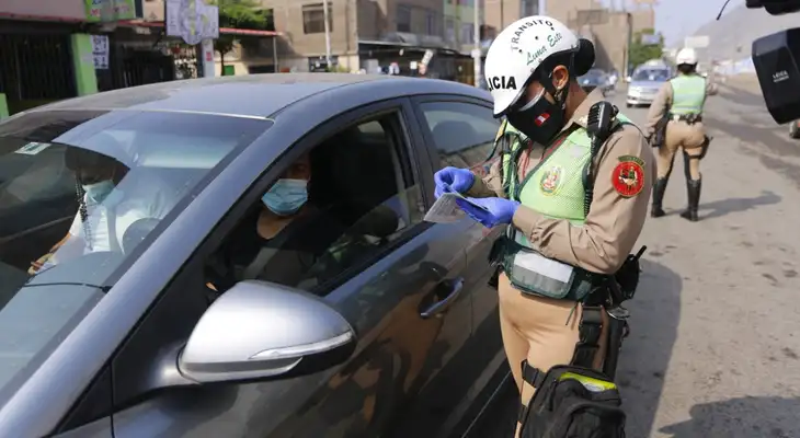 ¿Los taxistas necesitan pase vehicular? Conoce todos los detalles aquí.
