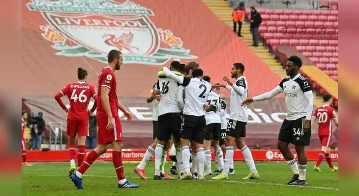 El  Liverpool solo sabe de derrotas en casa cayó 0-1.