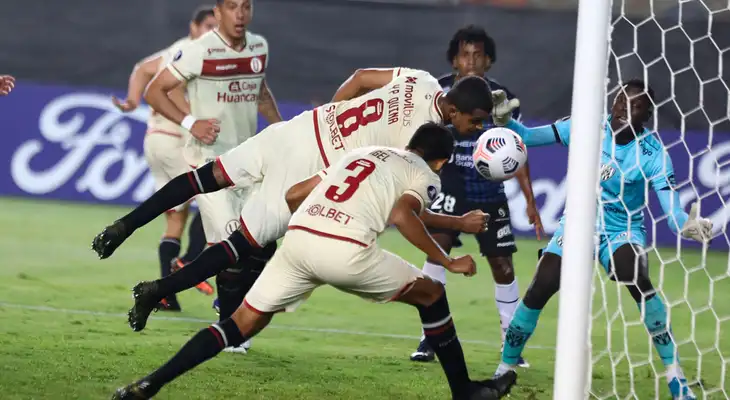 Quina le dio el triunfo a Universitario ante Independiente del Valle por la quinta fecha de la Copa Libertadores 2021.