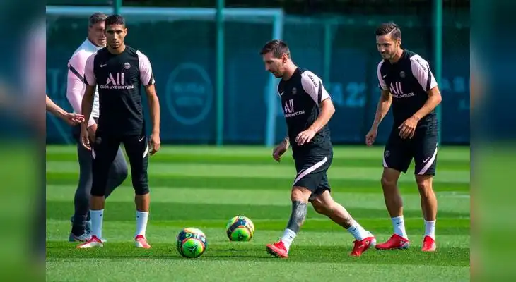 Lionel Messi aún no esta para debutar con el PSG trabaja muy fuerte. Lionel Messi aún no esta para debutar con el PSG trabaja muy fuerte.
