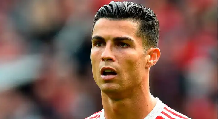 Manchester United, con Cristiano Ronaldo, perdió 1-0 contra Aston Villa en la Premier League Manchester United, con Cristiano Ronaldo, perdió 1-0 contra Aston Villa en la Premier League