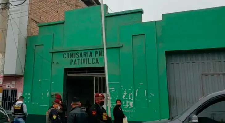 Dependencia policial fue escena del estruendo que dejó la bala que mató al oficial.