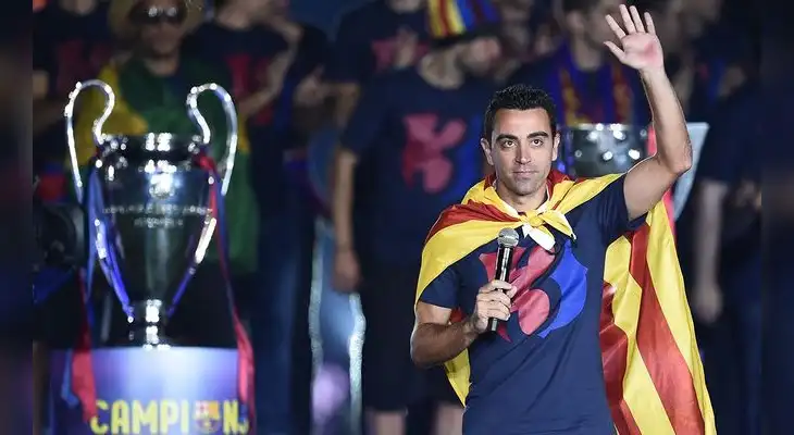 Si cumplió el sueño de  Xavi Hernández de dirigir al equipo  del Barcelona equipo en el cual destacó.