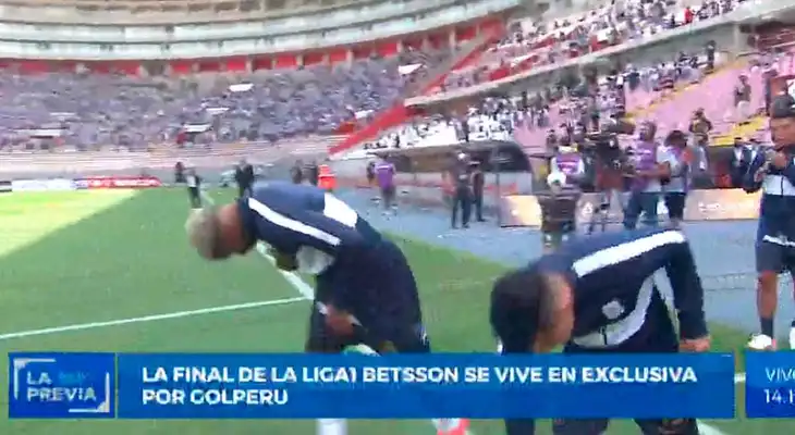 Jefferson Farfán pisa la cancha del Nacional y la hinchada revienta en aliento [VIDEO]