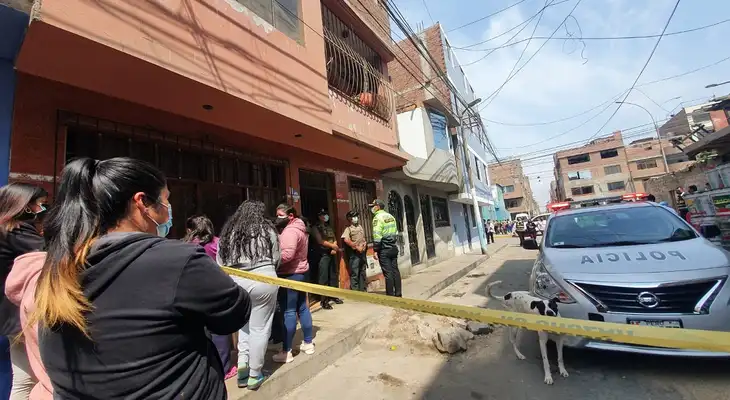Policía Nacional llegó a la vivienda tras una llamada telefónica alertando el asesinato