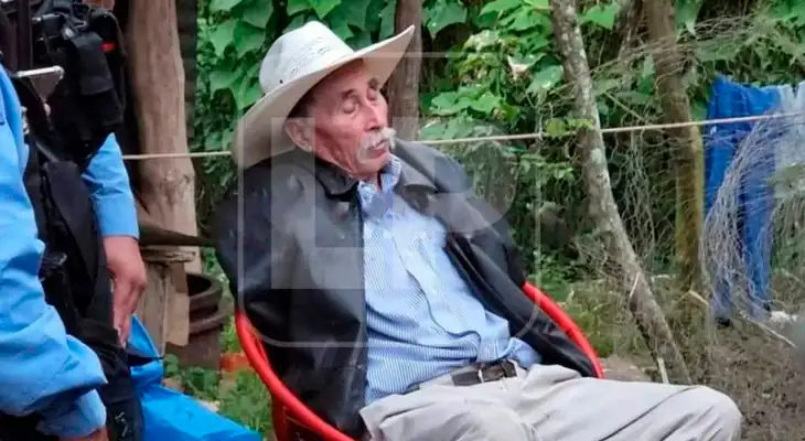 Padre e hijo vivían discutiendo constantemente.