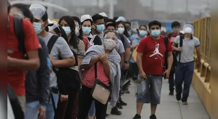 Cerca de 25 millones 532 mil peruanos ya fueron inmunizados contra el coronavirus.