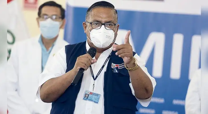 Hernán Condori afirma que hay una “mafia” al interior de Ministerio de Salud