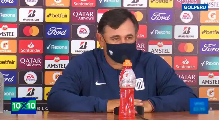Carlos Bustos hizo mea culpa tras derrota de Alianza Lima ante River Plate en Copa Libertadores: “Competimos” Carlos Bustos hizo mea culpa tras derrota de Alianza Lima ante River Plate en Copa Libertadores: “Competimos”