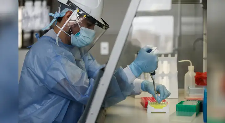 El Instituto Nacional de Salud alertó sobre subvariantes de Ómicron llegó al Perú .