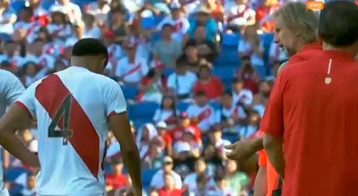 Ricardo Gareca se enojó EN VIVO con Marcos López y no lo ocultó pese a la transmisión internacional