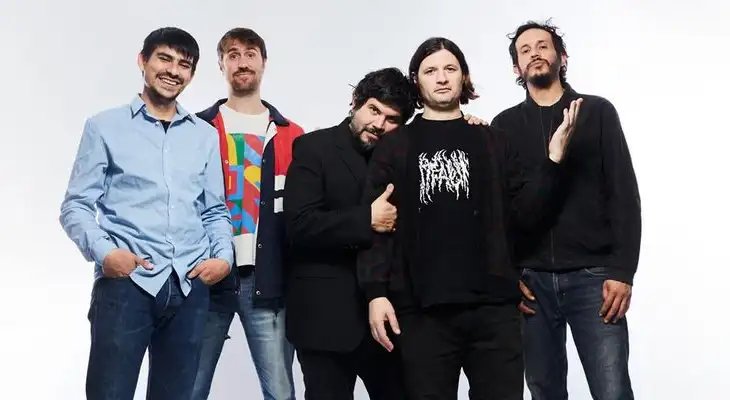 ‘Perú Central’, un festival que en su primera edición congregará a más de 40 artistas y bandas, peruanas y extranjeras, difusoras de distintos géneros: de folk a hip hop, de heavy metal a indie rock. ‘Perú Central’, un festival que en su primera edición congregará a más de 40 artistas y bandas, peruanas y extranjeras, difusoras de distintos géneros: de folk a hip hop, de heavy metal a indie rock.