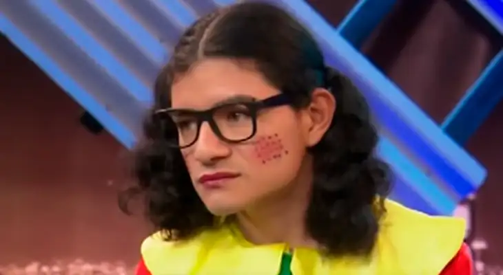 La Chilindrina vive un drama al no saber cuánto dinero debe recibir por show. La Chilindrina vive un drama al no saber cuánto dinero debe recibir por show.