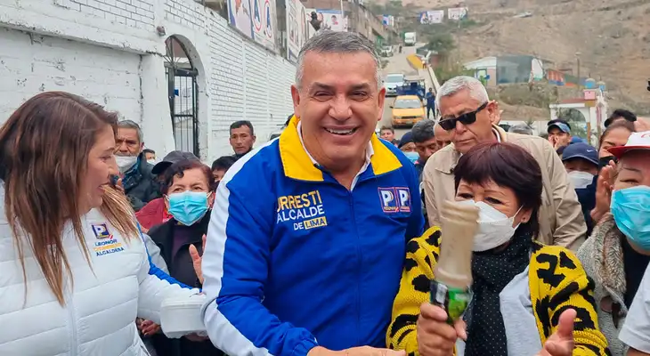 Daniel Urresti estuvo en varios distritos como parte de su campaña Elecciones 2022. Daniel Urresti estuvo en varios distritos como parte de su campaña Elecciones 2022.