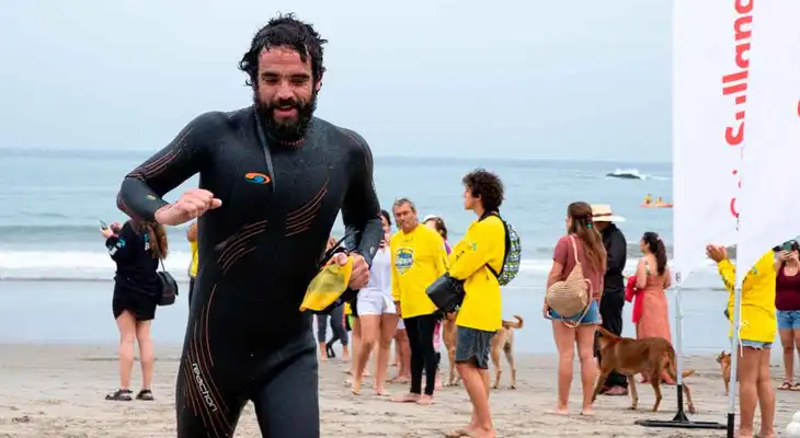 Mira cómo se desarrollo el increíble torneo de natación. Mira cómo se desarrollo el increíble torneo de natación.