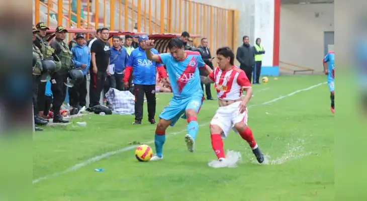 San Andrés de Runtu mostrando mejor oficio venció 3-1 al Nacional de Arequipa. San Andrés de Runtu mostrando mejor oficio venció 3-1 al Nacional de Arequipa.
