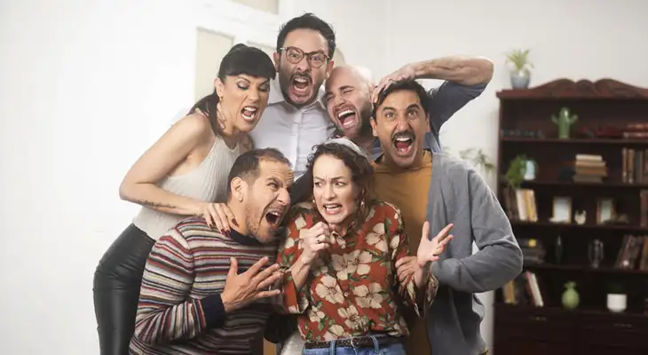 César Ritter retorna al teatro con la comedia Charada. César Ritter retorna al teatro con la comedia Charada.