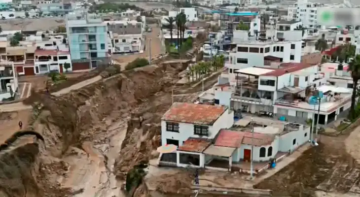 Otro huaico llegaría en las próximas horas en Punta Hermosa. Otro huaico llegaría en las próximas horas en Punta Hermosa.