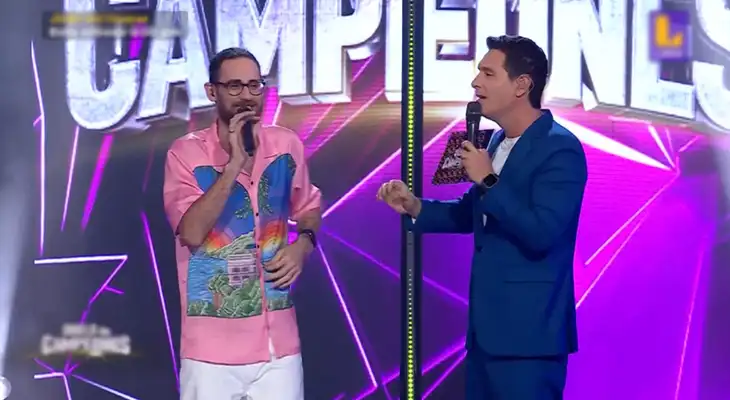 Cristian Rivero cuadra a animador de 'Duelo de campeones' por broma: "Estás agarrando mañas que no me gustan" Cristian Rivero cuadra a animador de 'Duelo de campeones' por broma: "Estás agarrando mañas que no me gustan"