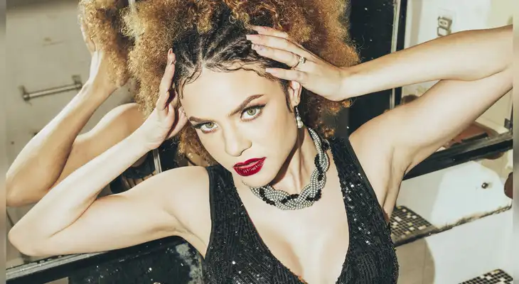 Cantante cubana Lisandra Lizama. Cantante cubana Lisandra Lizama.
