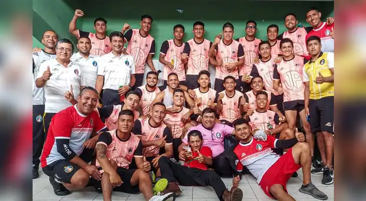 Juan  Pablo II  College de  Chongoyape se encuentra en los cuartos de final.